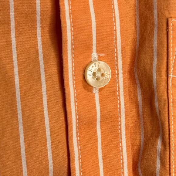 American Eagle Orange and White Men's Striped Button Down Size M - Picture 6 of 7